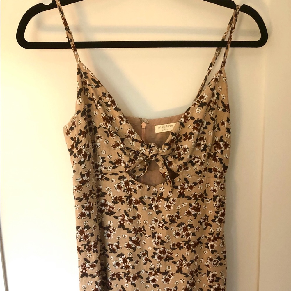 NATIVE BOUTIQUE (miss love) FLORAL MINI DRESS